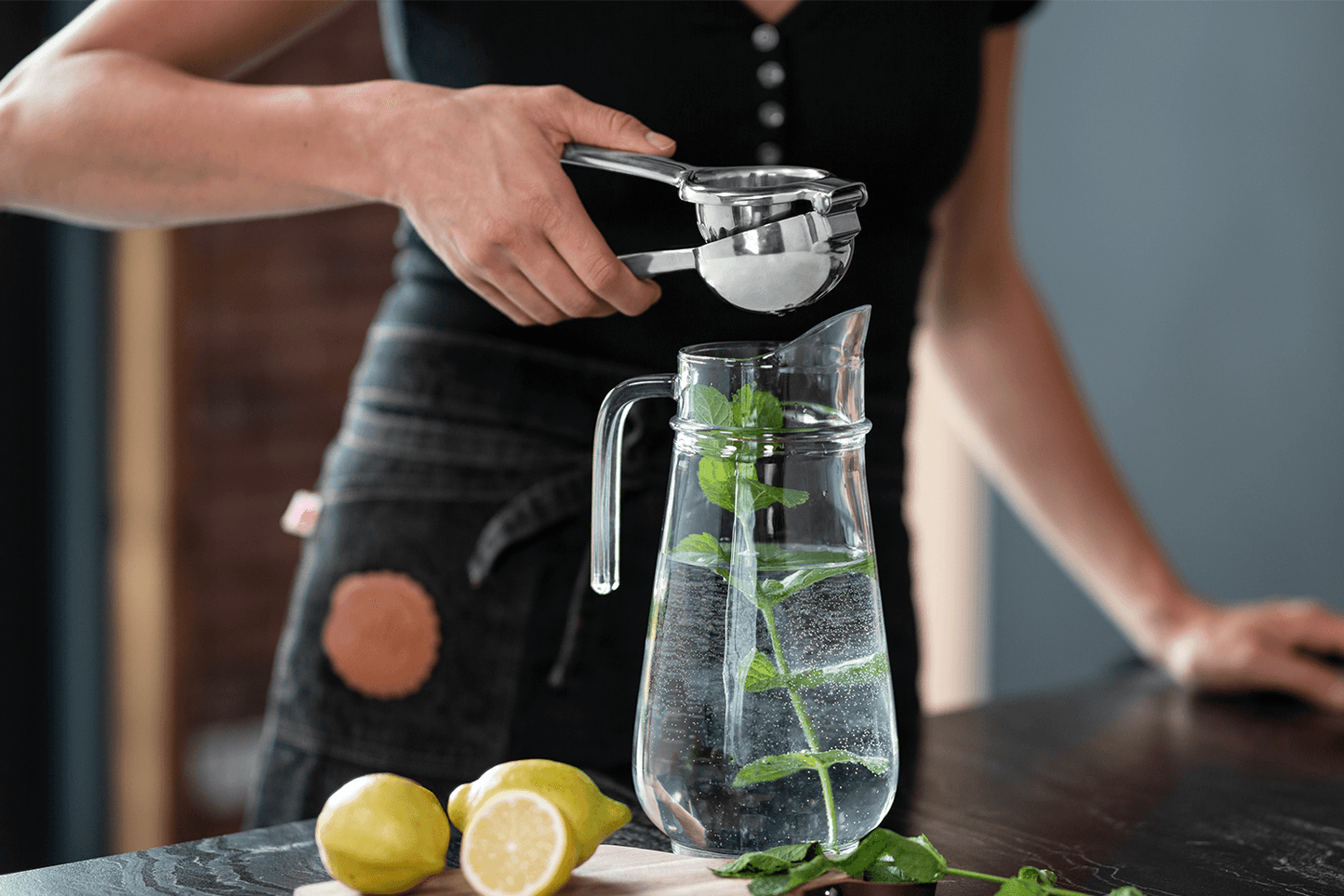 Sallys Edelstahl Zitruspresse all-in-one Presse